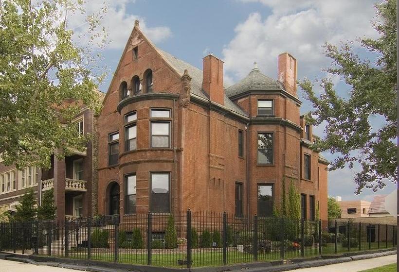 فندق Welcome Inn Manor