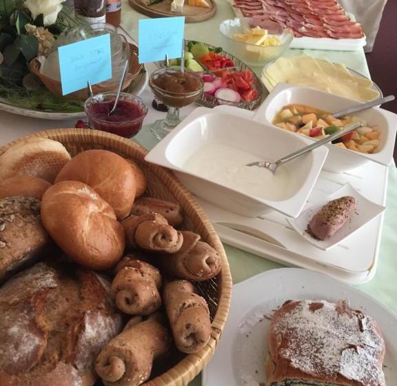 בית מלון כפרי Wirtshausbrennerei Krenn