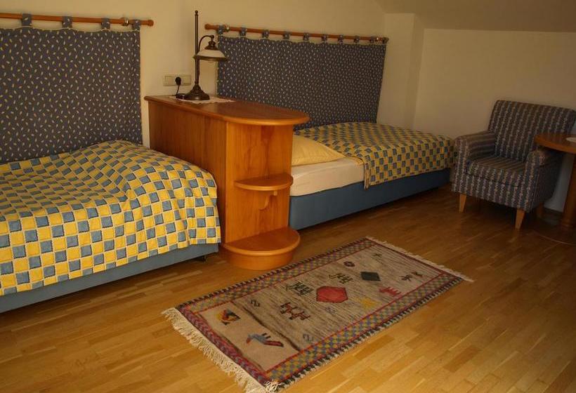 בית מלון כפרי Zum Steinhauser