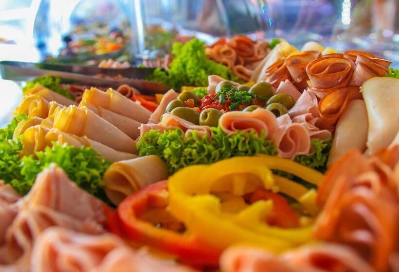 Primus Hotel & Apartments