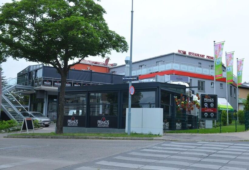 Primus Hotel & Apartments