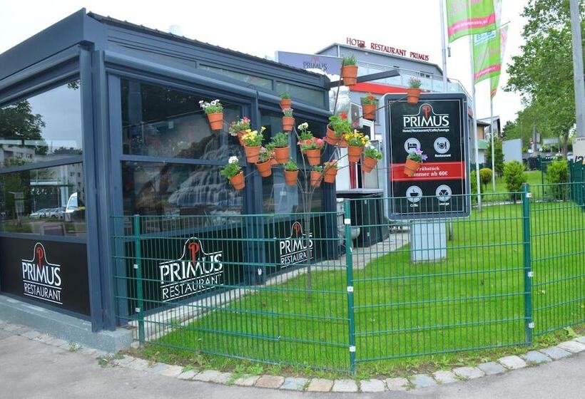 Primus Hotel & Apartments