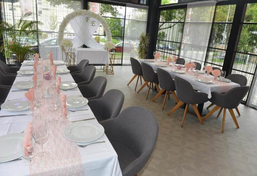 Primus Hotel & Apartments