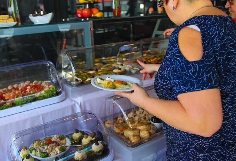 Primus Hotel & Apartments