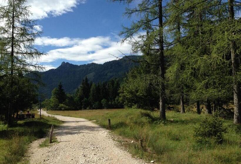 See Hotel Post Am Attersee