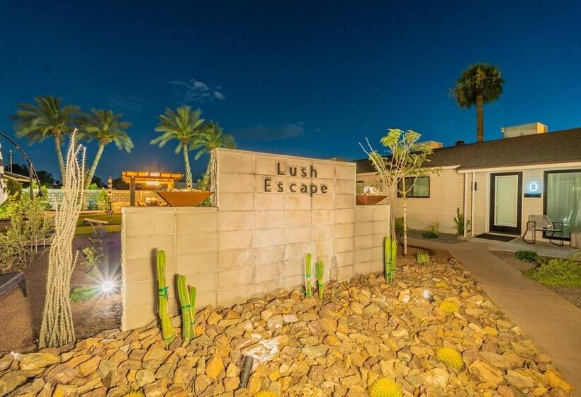 Ash & Ko Boutique Lodging