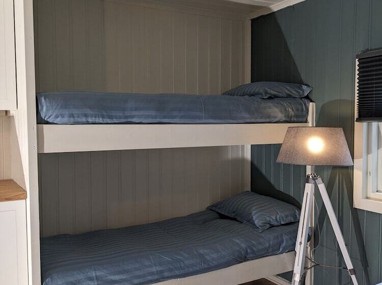 ベッドアンドブレックファースト Neset Skydsstasjon