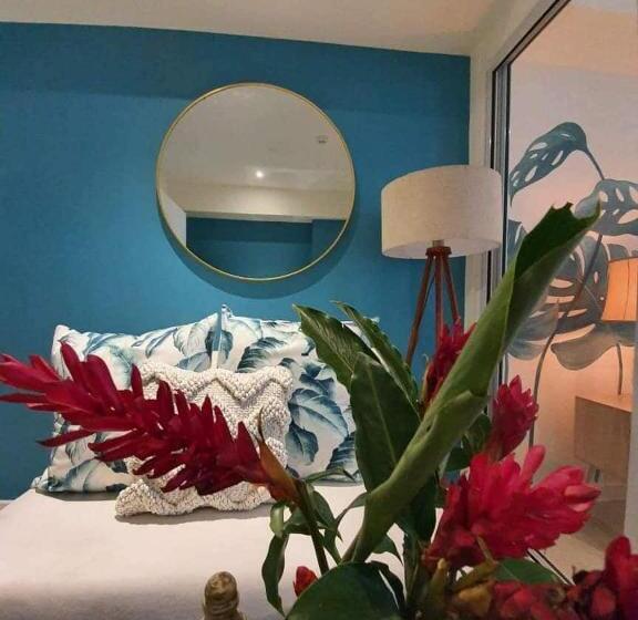 Amaris Staycation Azure Urban Residence Resort Paranaque Boracay Tower