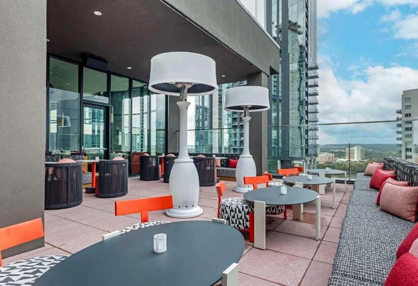 Cambria Hotel Austin Downtown