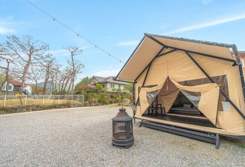 Yangpyeong Flower Caravan Pension