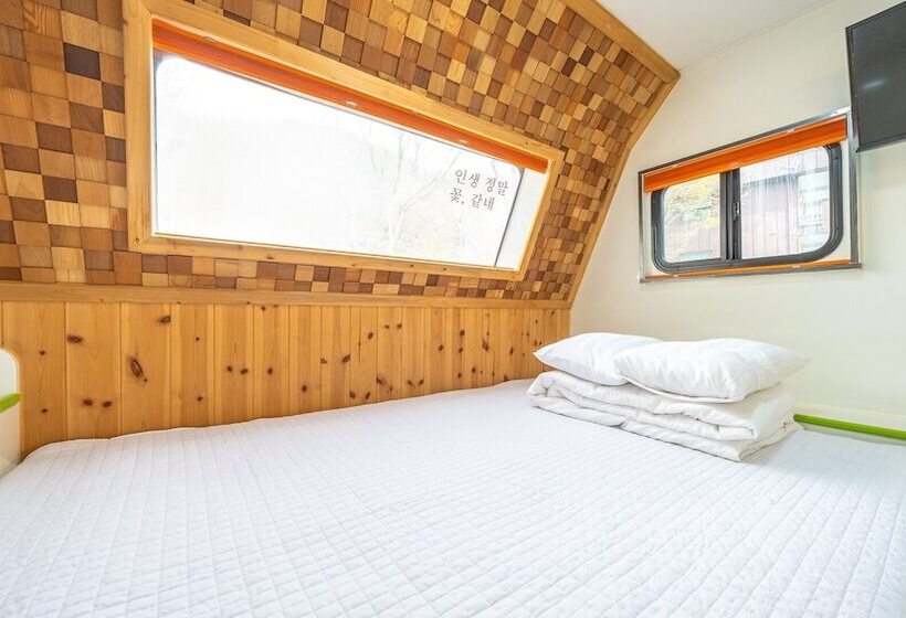 Yangpyeong Flower Caravan Pension