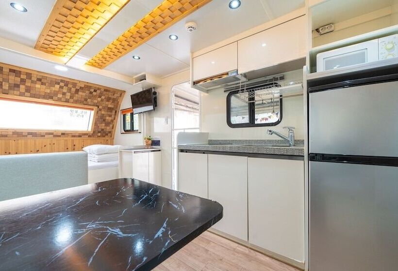 Yangpyeong Flower Caravan Pension