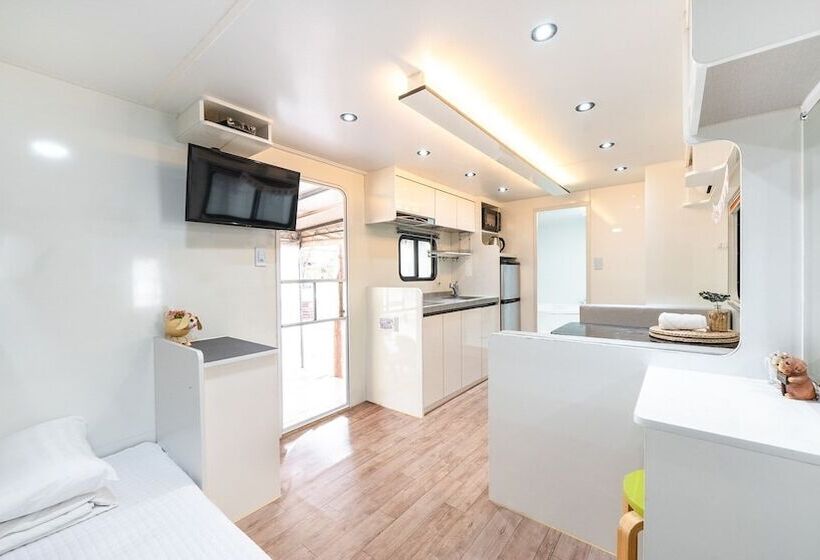 Yangpyeong Flower Caravan Pension