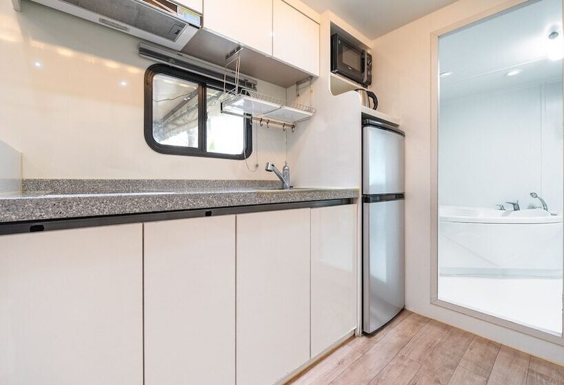 Yangpyeong Flower Caravan Pension