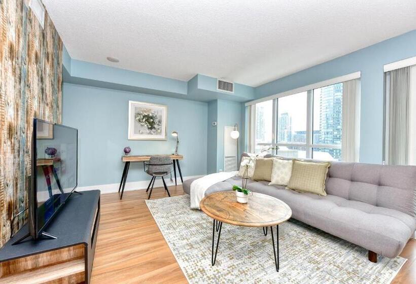 فندق 300 Front Property