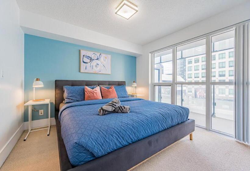 فندق 300 Front Property