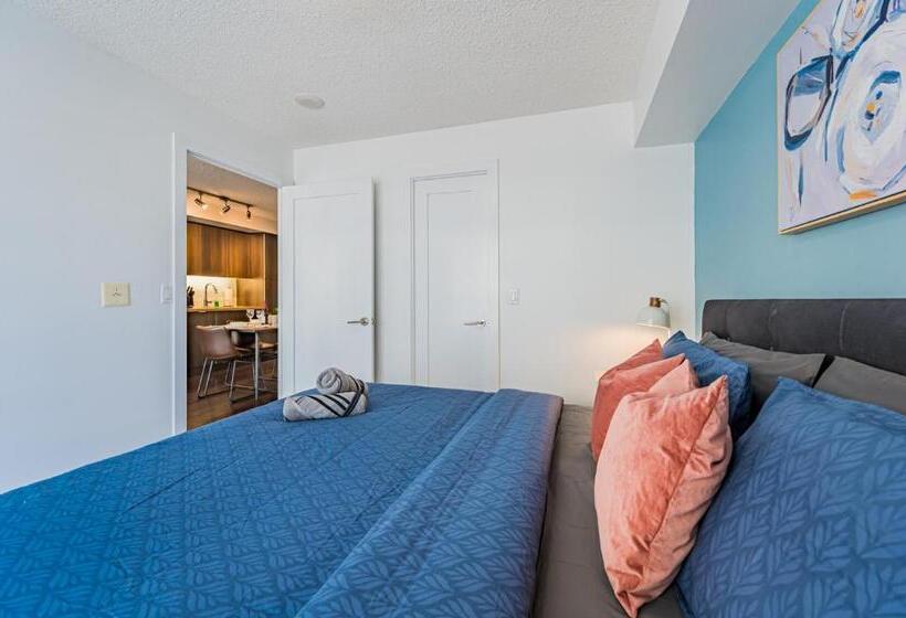 فندق 300 Front Property