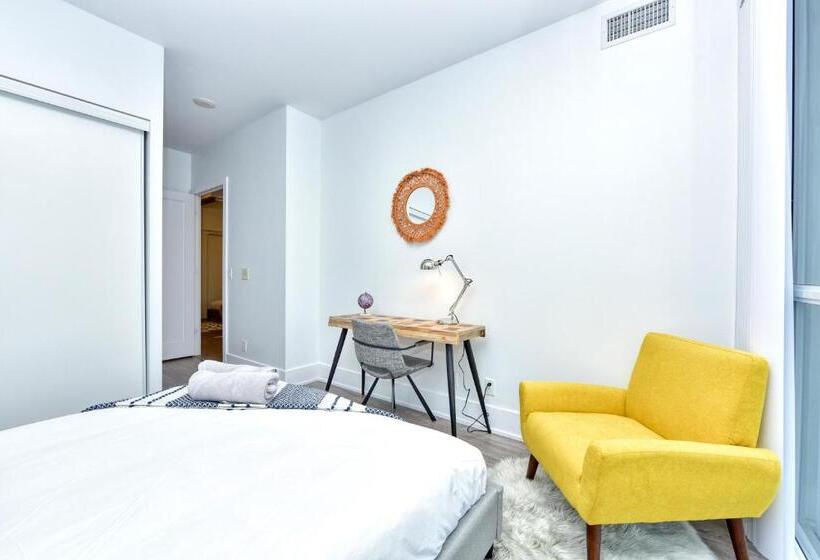 فندق 300 Front Property