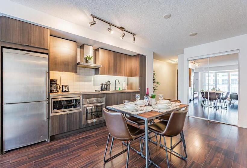 فندق 300 Front Property