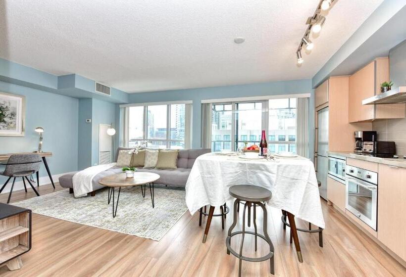 فندق 300 Front Property