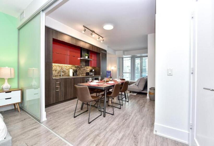 فندق 300 Front Property