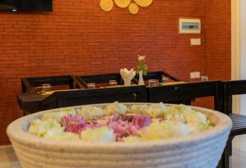 בית מלון כפרי Angkor Rithy Boutique