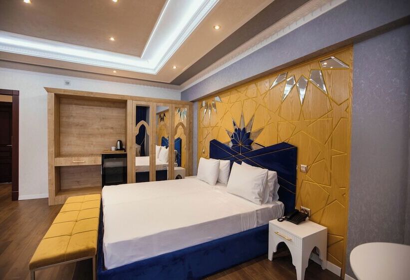 בית מלון כפרי Antalya Grand Palace