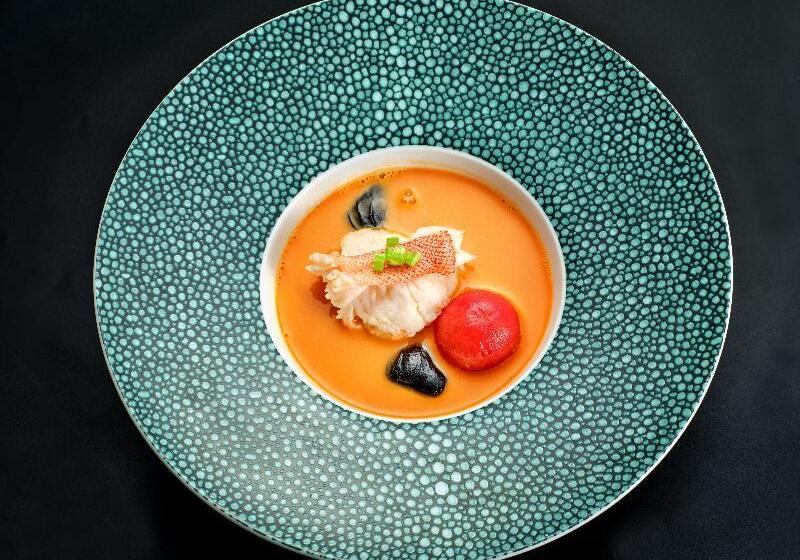 ホテル Crowne Plaza Jiangmen Binjiang, An Ihg