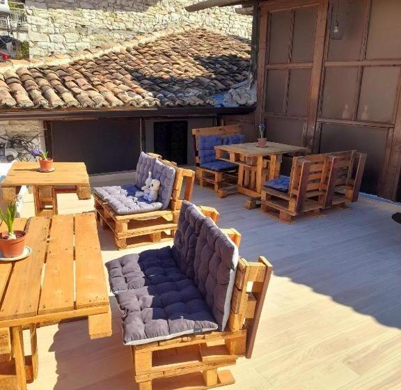 בית מלון כפרי Edward Lear