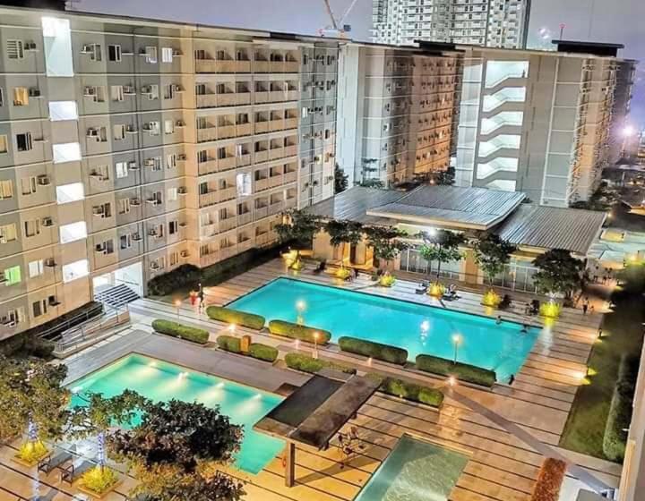 בית מלון כפרי Four Angels  Staycation In Trees Residences Near Sm Fairview