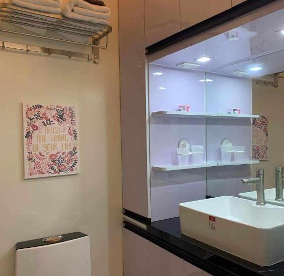 בית מלון כפרי Four Angels  Staycation In Trees Residences Near Sm Fairview