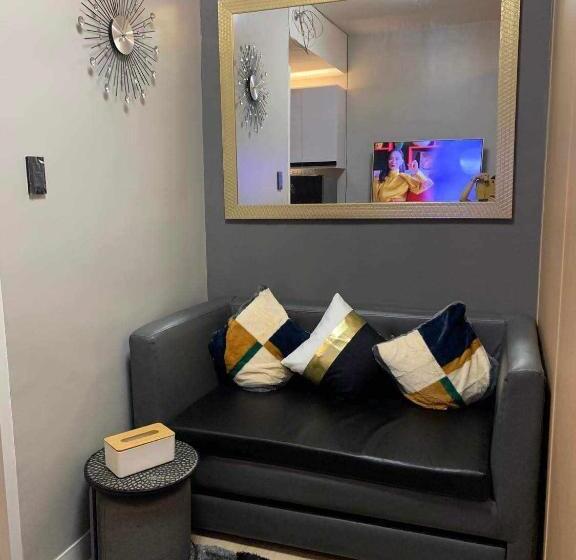 هتل Four Angels  Staycation In Trees Residences Near Sm Fairview