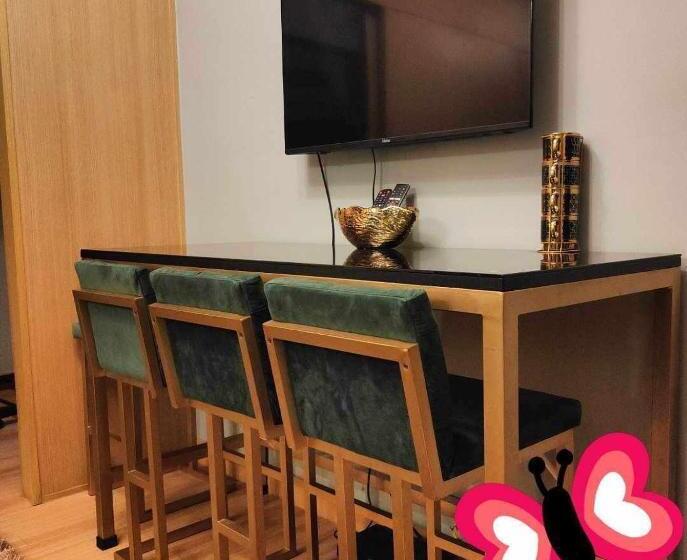 هتل Four Angels  Staycation In Trees Residences Near Sm Fairview