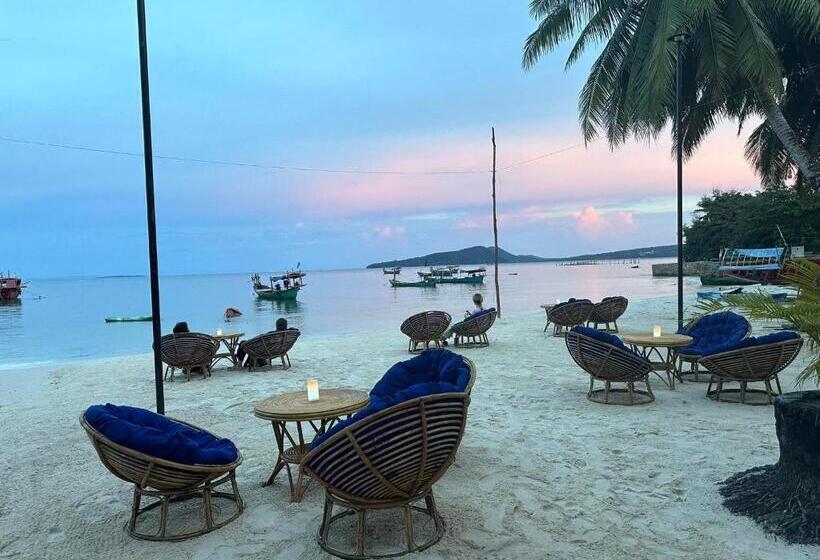 Отель Secret Koh Rong