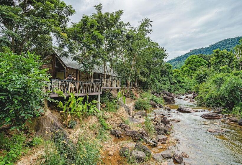 ホテル Green Valley Veal Pouch