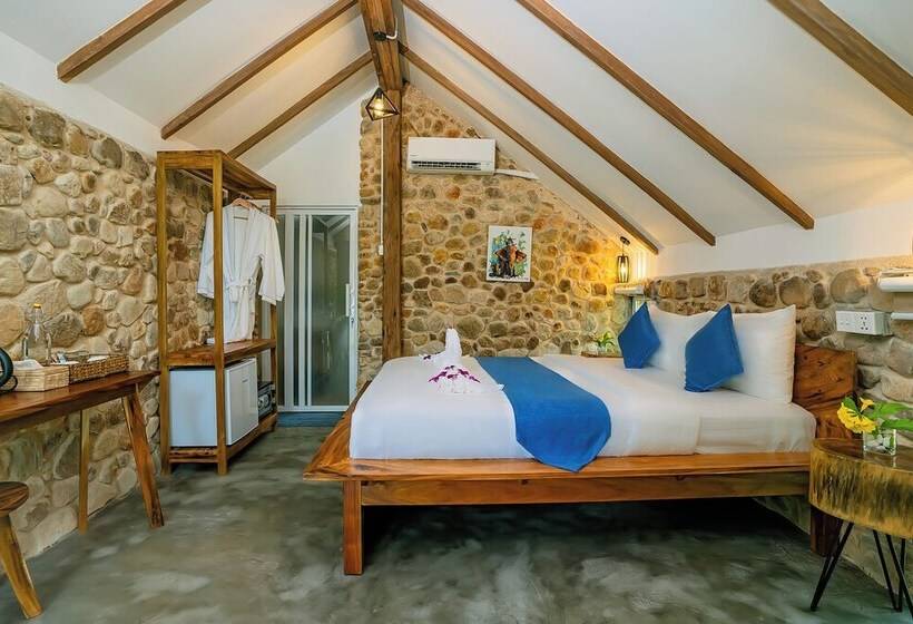 ホテル Green Valley Veal Pouch