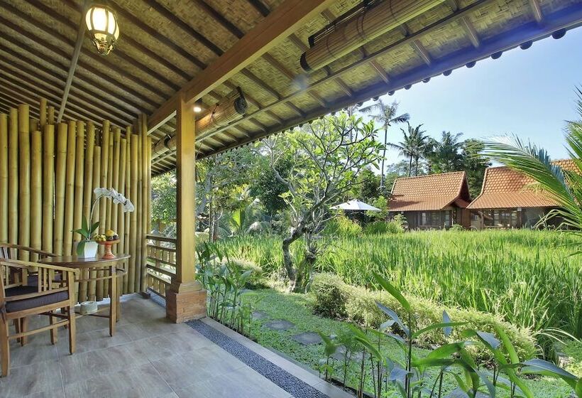 בית מלון כפרי Hanaya Ubud Villa
