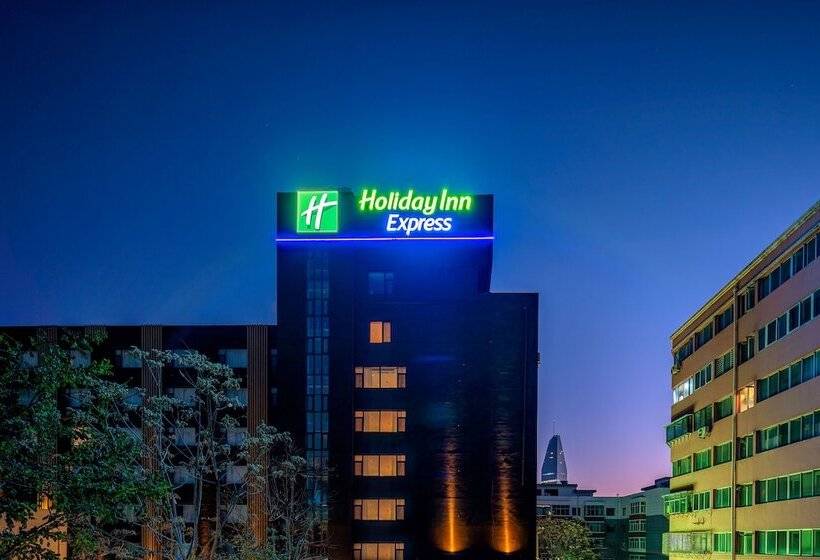 בית מלון כפרי Holiday Inn Express Lanzhou Zhengning Road By Ihg