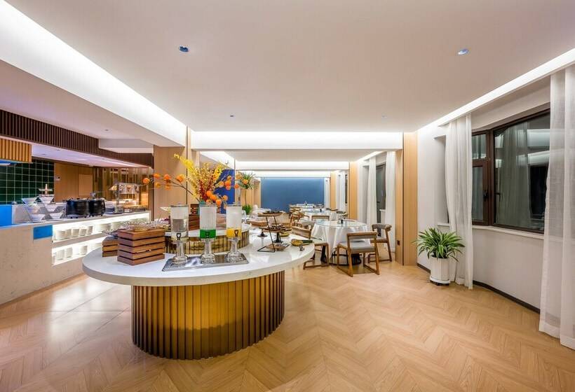 هتل Holiday Inn Express Lanzhou Zhengning Road By Ihg