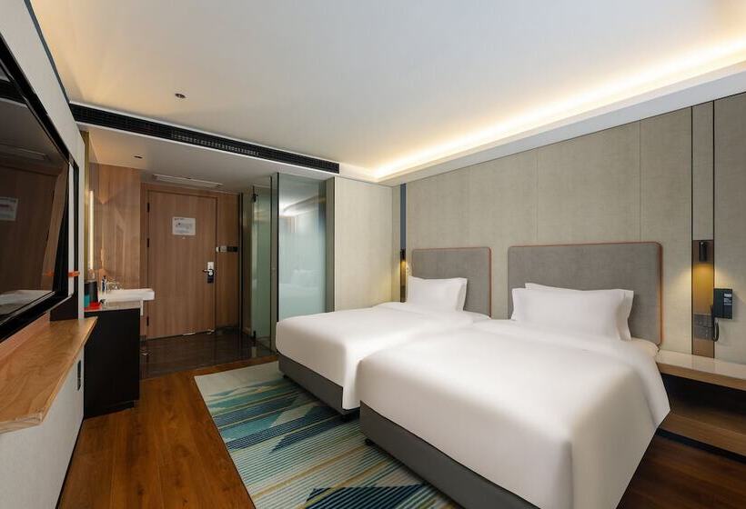 هتل Holiday Inn Express Lanzhou Zhengning Road By Ihg