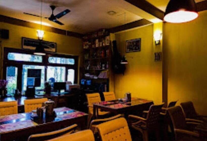 Отель Jmt Eco Binsar Dhaulchhina