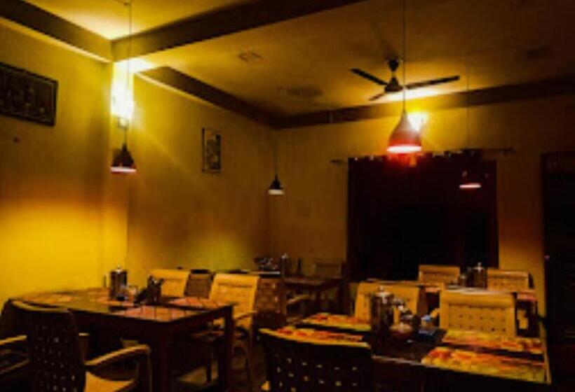 Отель Jmt Eco Binsar Dhaulchhina