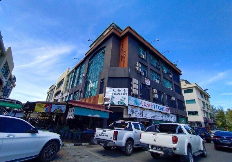 호텔 Joy Inn By Oyo