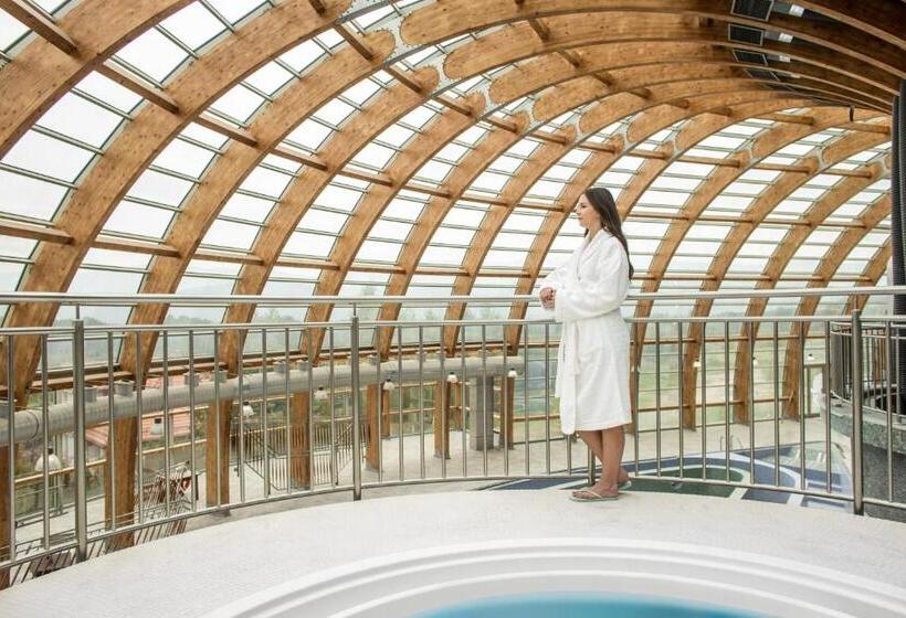 בית מלון כפרי Kyriad Karkonosze