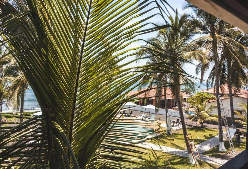 Lali Beach Hotel Boutique