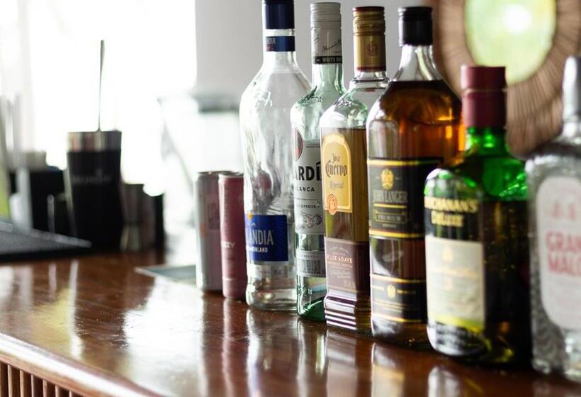 Lali Beach Hotel Boutique