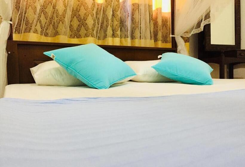 호텔 Reefless Beach House