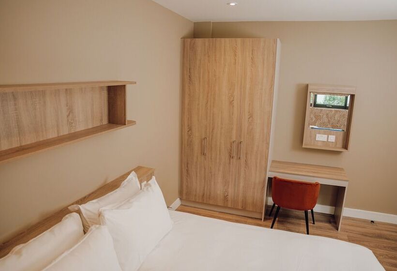 בית מלון כפרי Shoreline Apartments