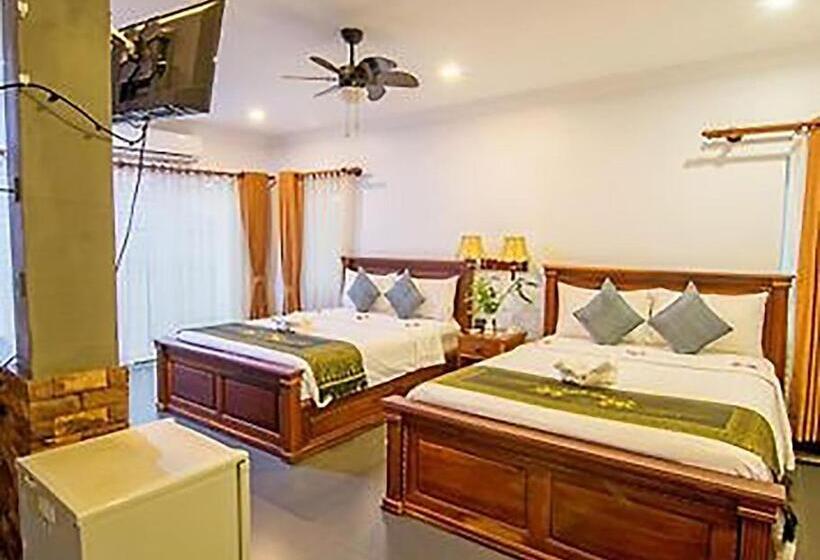 Отель The Five Senses Boutique