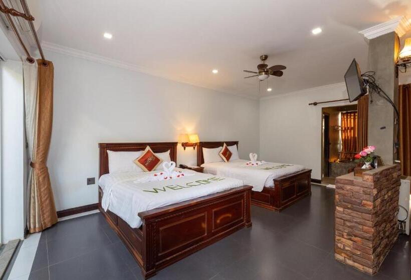 Отель The Five Senses Boutique